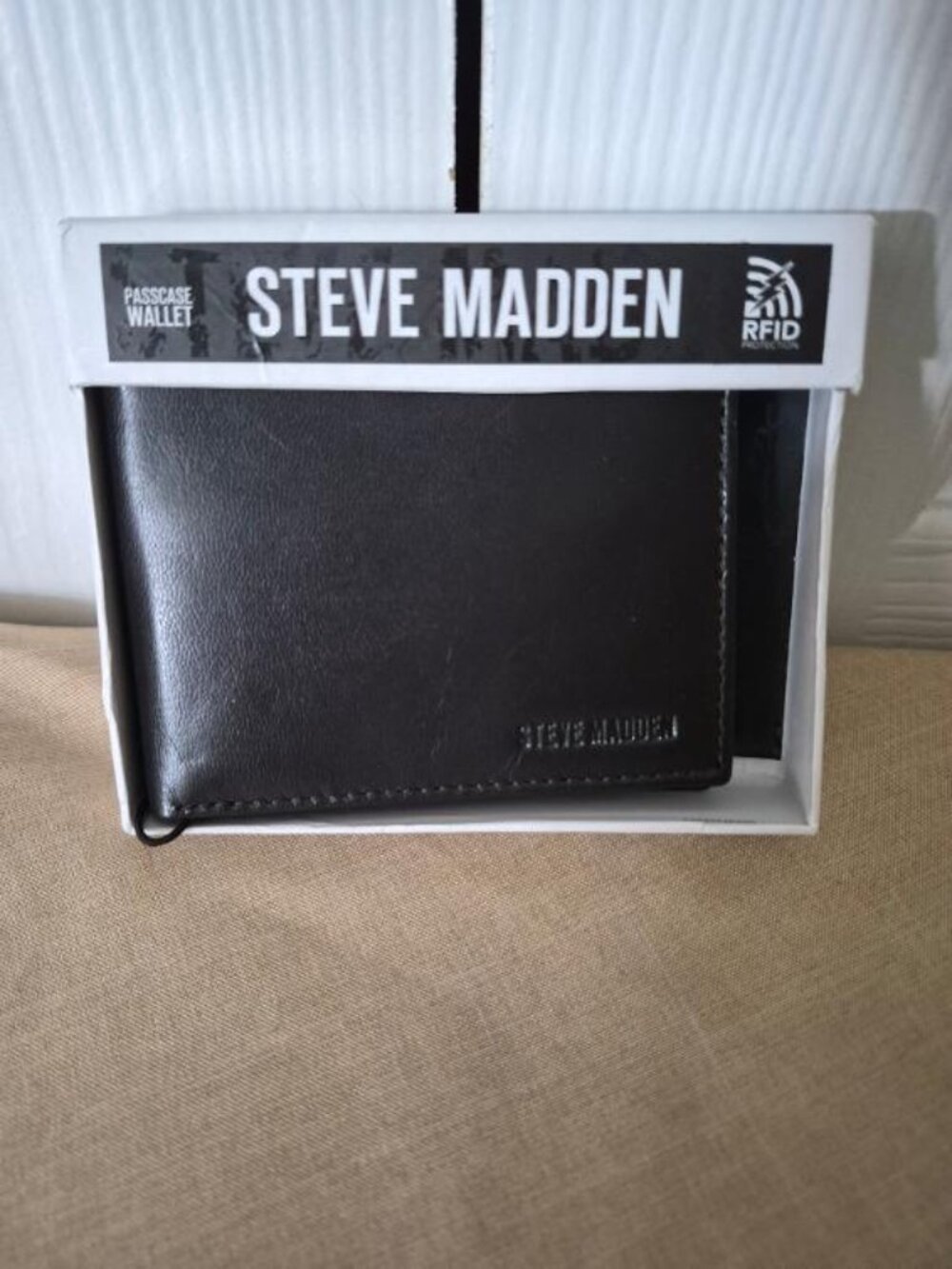 Steve Madden Black Passcode RFID Men's Wallet